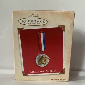 Medal For America 2002 Hallmark Pewter Ornament Bald Eagle Freedom Army Navy.